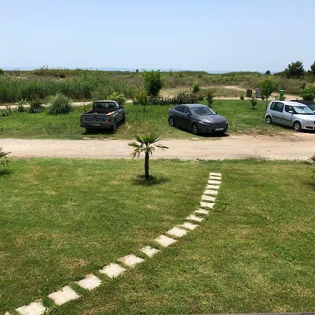 Semesterbostad Holliday Stone Villa *