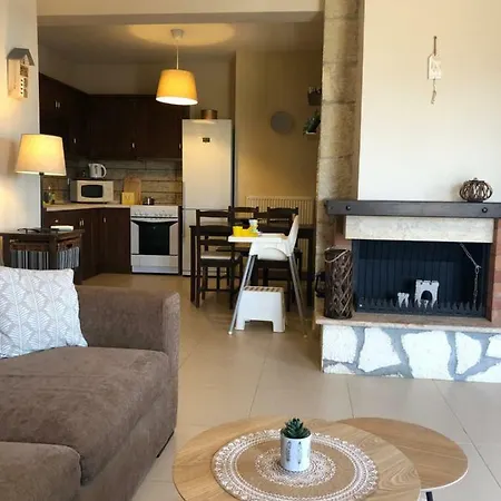 Holliday Stone Villa * Psakoudia