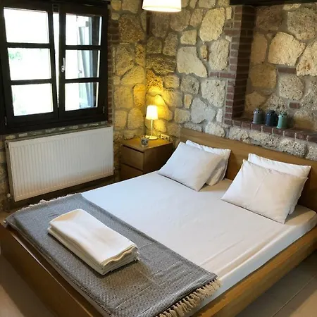 Holliday Stone Villa Psakoudia